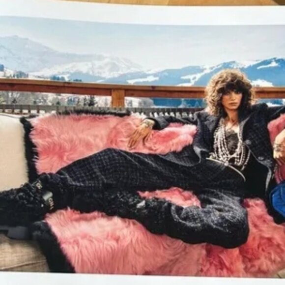 Chanel Fall-Winter 2021/22 Ready-to-wear Catalog Collection book SEALED - Picture 5 of 7